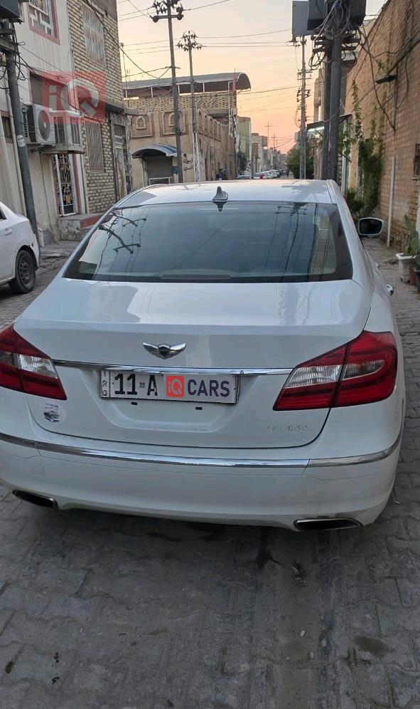 هيونداي جنسس